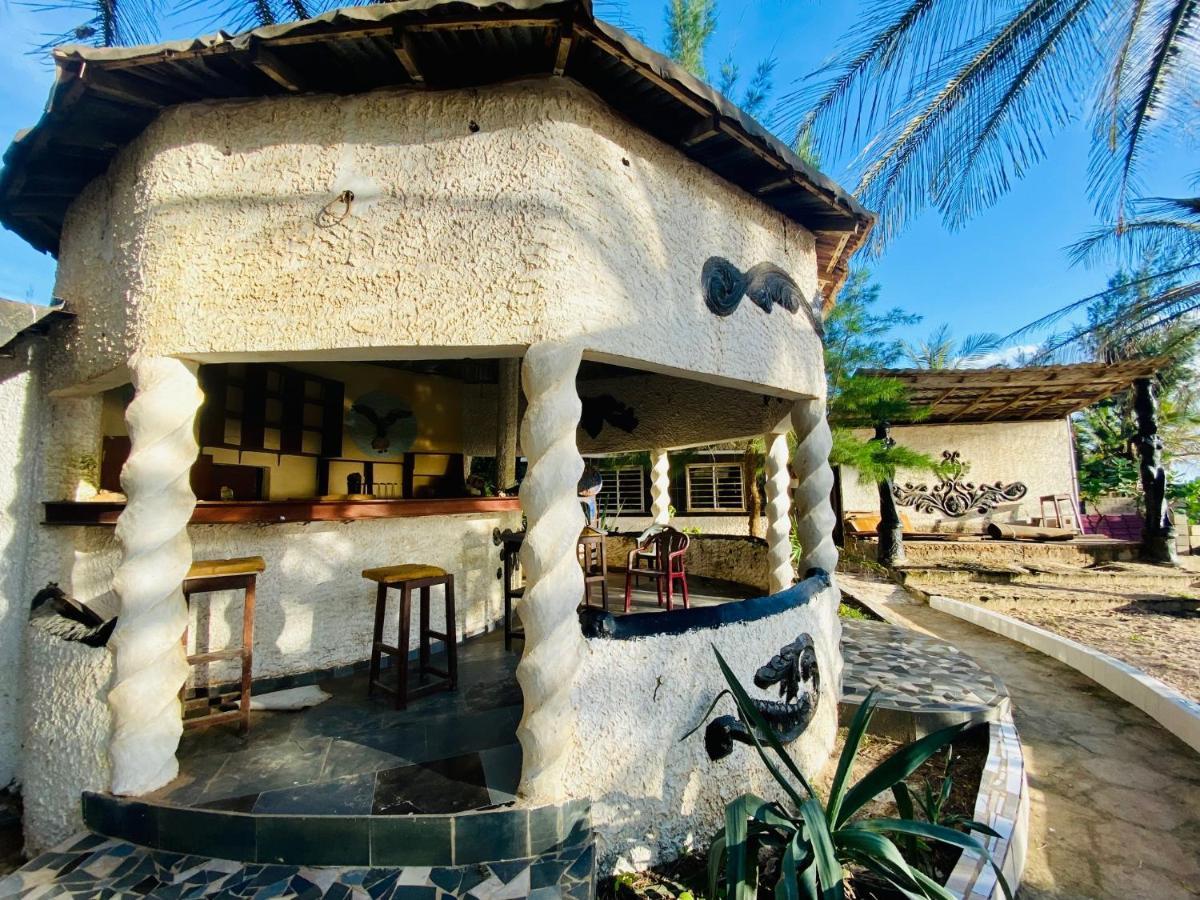 Jungle Beach Resort Sanyang Exterior photo